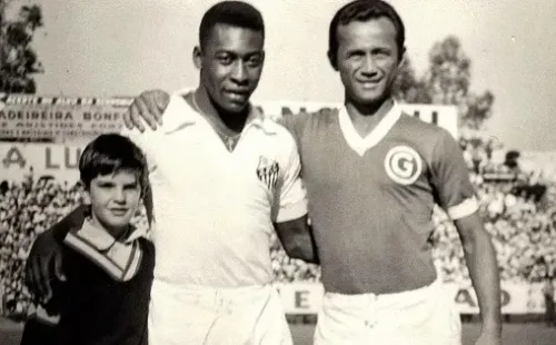 Foto: Reprodução / Site oficial do Guarani – Pelé fez seus últimos dois gols na carreira pelo Santos contra o Guarani