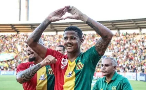 MA - Sao Luis - 16/07/2022 - BRASILEIRO B 2022, SAMPAIO CORREA X VASCO - Ygor Catatau jogador do Sampaio Correa comemora seu gol durante partida contra o Vasco no estadio Castelao pelo campeonato Brasileiro B 2022. Foto: Ronald Felipe/AGIF