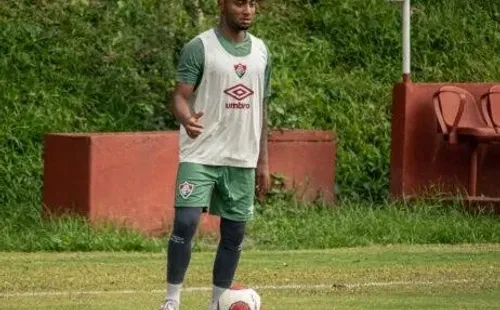 Thiago Ribeiro/AGIF – Nathan Lourenço treinando pelo Fluminense