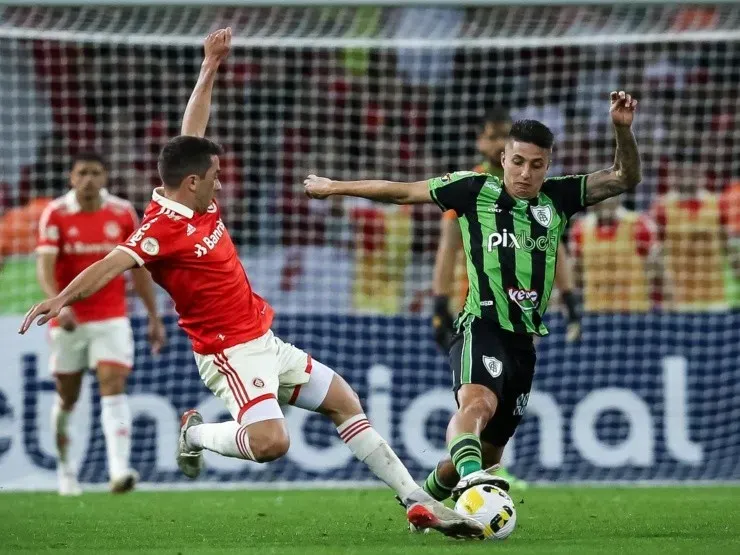 Pedro H. Tesch/AGIF – Ramírez atuando pelo América-MG em 2022