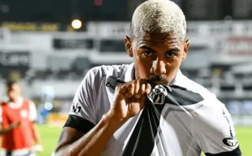 Foto: Ponte Press/Álvaro Jr/ Ponte Preta empresta novamente lateral que não faz parte dos planos de Hélio dos Anjos.