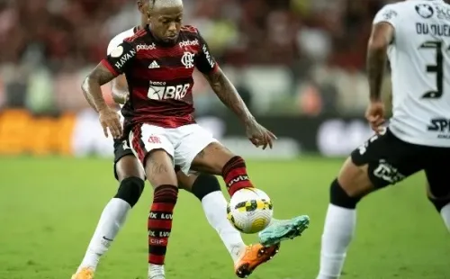 Foto: Jorge Rodrigues/AGIF – Marinho tem contrato até o fim de 2023 e Flamengo não aceitou emprestá-lo ao São Paulo