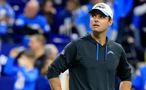 Brandon Staley, técnico principal, está em sua segunda temporada no Chargers. Créditos: Justin Casterline/Getty Images