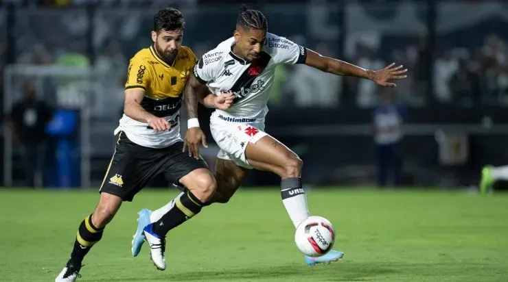 Foto: Jorge Rodrigues/AGIF - Atacante defendeu o Vasco em 2022