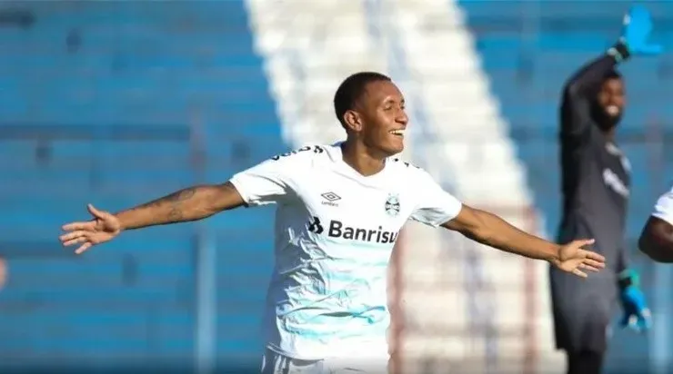 Foto: Reprodução/Grêmio – Wesley Pombo atuando pelo Grêmio