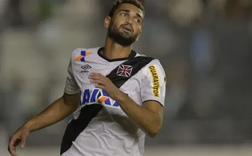 Agif/Pedro Martins – Gilberto é liberado de amistoso no Al-Wasl