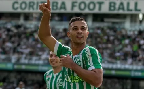 Foto: Robson Mafra/AGIF