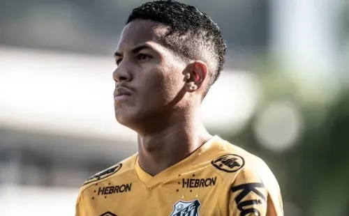 Ângelo deve começar a partida contra o Guarani no banco de reservas – Foto:Ivan Storti/Santos FC