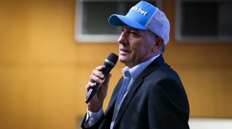 Foto: Fernando Alves/AGIF - Renato Gaúcho falou sobre Carballo