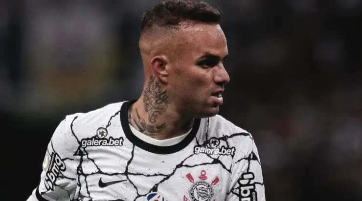 Foto: Ettore Chiereguini/AGIF - O meia-atacante treina em separado no Corinthians