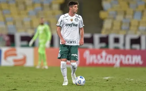 Kuscevic é o sexto gringo do Palmeiras - Foto: Thiago Ribeiro/AGIF