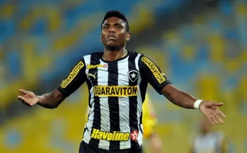 Foto:Fabio Castro/AGIF – Vitinho foi vendido pelo Botafogo ao CSKA