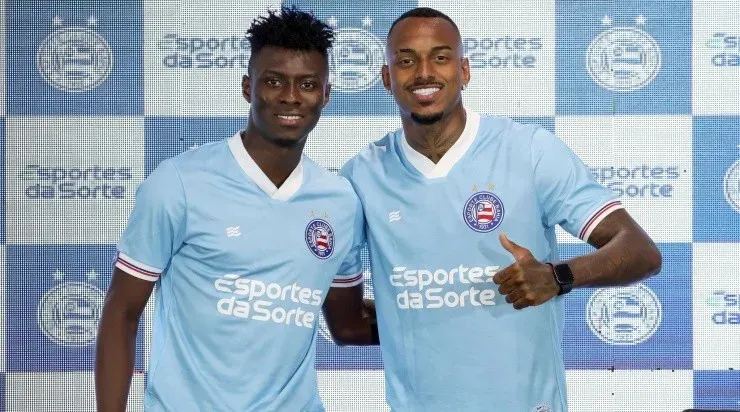 Foto: Felipe Oliveira/Flickr oficial Bahia - Raul Gustavo e Jhoanner Chavéz foram contratados pelo Grupo City