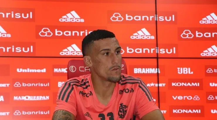 Baralhas foi bastante elogiado por Mano Menezes. Foto: Ricardo Duarte/ Internacional