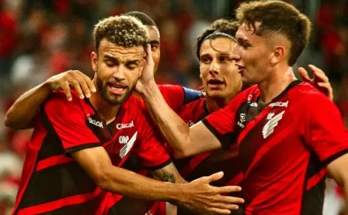 Foto: Robson Mafra/AGIF