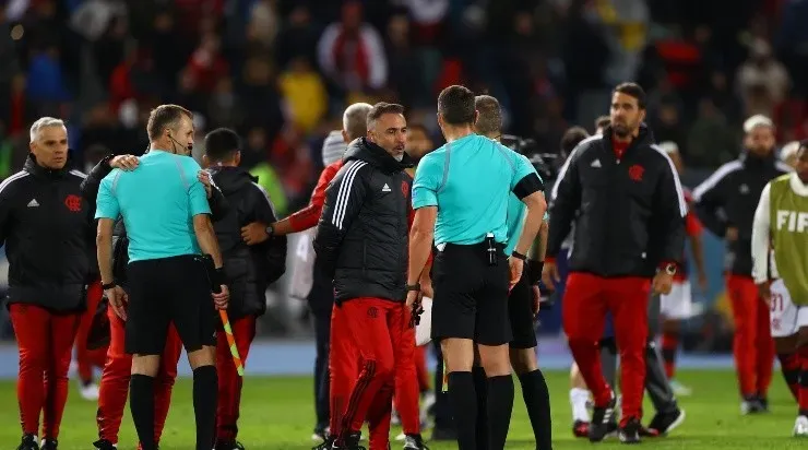 Foto: Michael Steele/Getty Images - Treinador reclamou muito da arbitragem no Mundial.