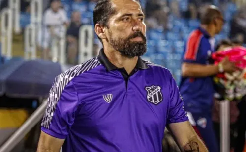 Foto:Lucas Emanuel/AGIF – Gustavo Morinigo deve receber reforço no meio