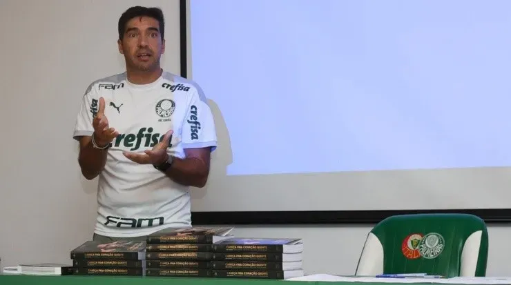 Abel voltou a cobrar reforços no Palmeiras. Foto: César Greco/ Palmeiras