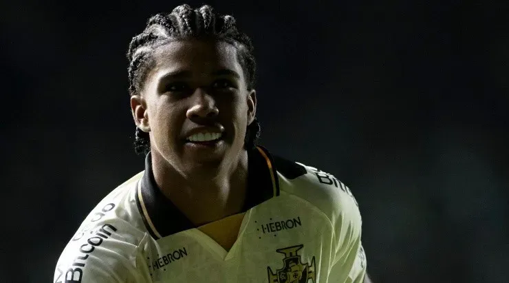 Foto: Jorge Rodrigues/AGIF - Andrey brilhou pelo Vasco e foi comprado pelo Chelsea.