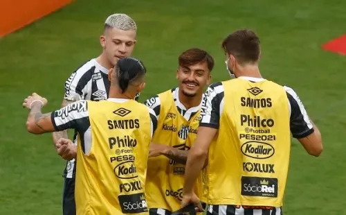 Foto:Marcello Zambrana/AGIF – Santos venceu o São Paulo no Morumbi