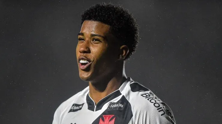 Foto: Thiago Ribeiro/AGIF - Jornalista revelou que Andrey prefere atuar pelo Palmeiras