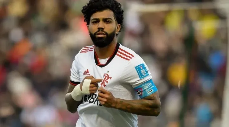 Foto: Marcelo Cortes/CRF - Gabigol terminou o jogo como capitão.