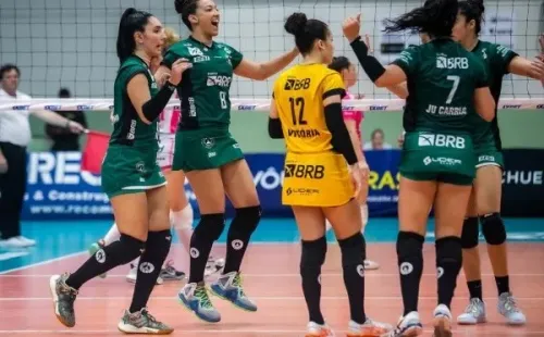 Brasília está perto de chegar ao top 8 da Superliga. Foto: Daniel Mafra / Reprodução/Instagram oficial de Brasília Vôlei