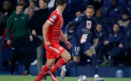 David S. Bustamante/Soccrates/Getty Images – Neymar em lance contra Pavard no jogo de hoje