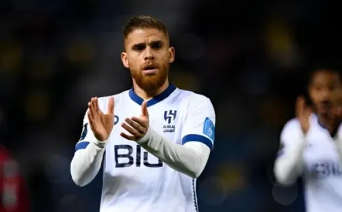 Cuellar com a camisa do Al-Hilal - Foto: Getty Images