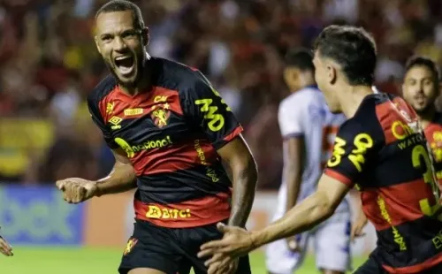 Foto:Rafael Vieira/AGIF – Gustavo Coutinho jogou emprestado ao Sport em 2022