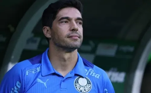 SP - Sao Paulo - 26/02/2023 - PAULISTA 2023, PALMEIRAS X FERROVIARIA - Abel Ferreira tecnico do Palmeiras durante partida contra o Ferroviaria no estadio Arena Allianz Parque pelo campeonato Paulista 2023. Foto: Ettore Chiereguini/AGIF