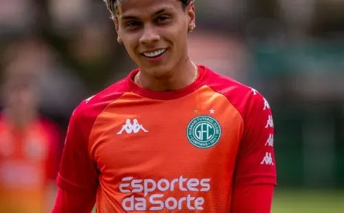 Foto: Thomaz Marostegan/Guarani FC – Richard Ríos tem contrato com o Guarani até dezembro, mas tem sondagem de Santos e outros clubes da Série A