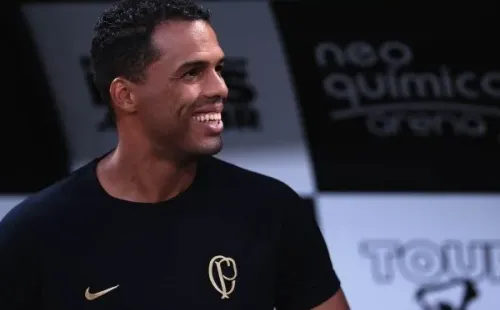 Foto: Ettore Chiereguini/AGIF – Fernando Lázaro falou sobre Renato Augusto