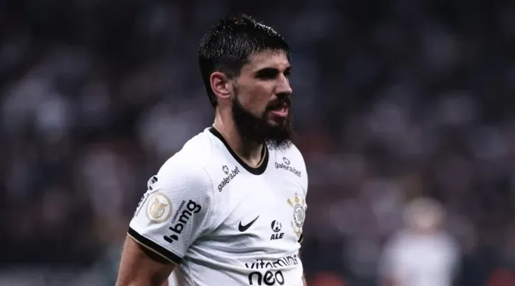 Foto: Ettore Chiereguini/AGIF - Zagueiro é valorizado no mercado.