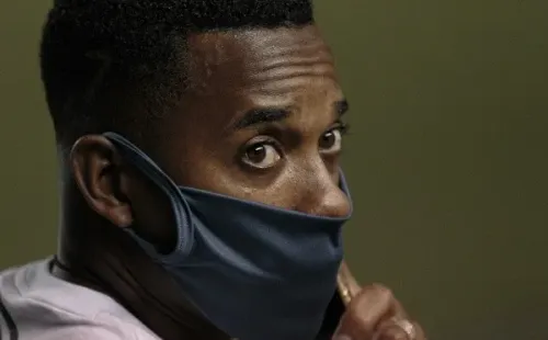 Foto: Ettore Chiereguini/AGIF – Robinho é condenado a 9 anos de prisão por Justiça Italiana por estupro