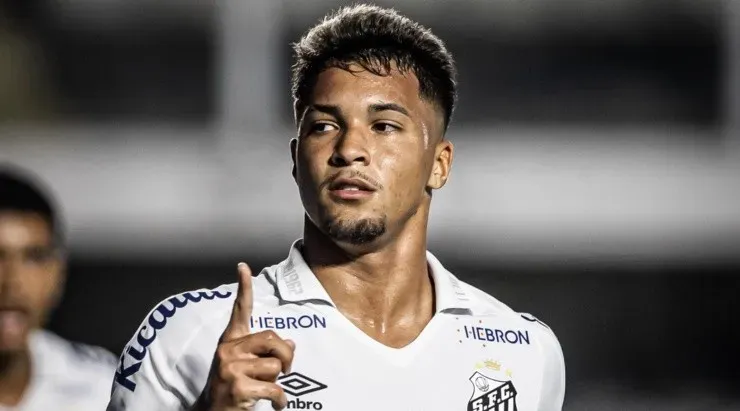 Foto: Raul Baretta / Santos FC / Divulgação - Marcos Leonardo: atacante foi decisivo marcando duas vezes na Copa do Brasil