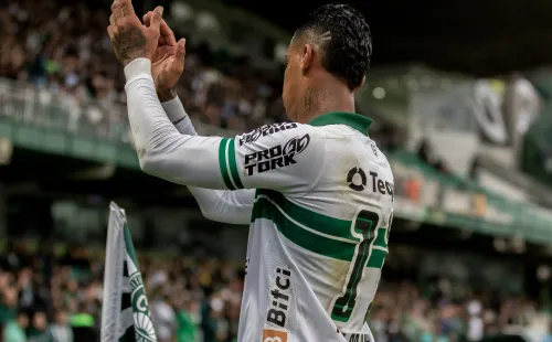 Foto: Robson Mafra/AGIF