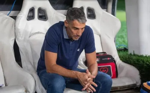 Foto: (Lucas Emanuel/AGIF) - Vojvoda precisa que o Fortaleza ganhe por dois gols de diferença para chegar à fase de grupos da Libertadores