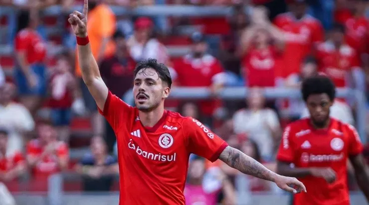 Foto: Maxi Franzoi/AGIF - Maurício: empresário garante que Corinthians tem interesse no meia