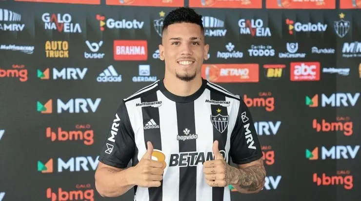 Paulinho estava livre no mercado e foi para o Atlético Mineiro. Foto: Pedro Sousa/ Atlético Mineiro