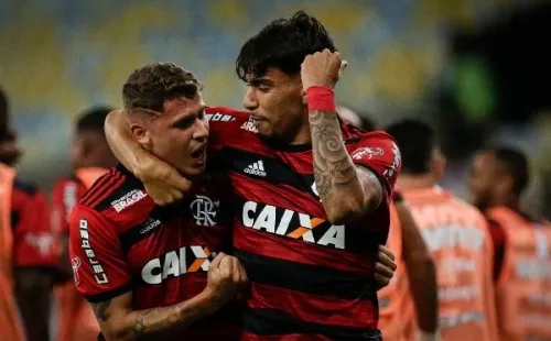 Foto: Luciano Belford/AGIF – Matheus Sávio subiu junto com Paquetá para o profissional do Flamengo