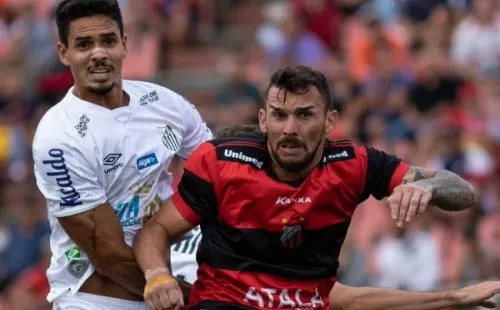 Foto: Rebeca Reis/AGIF – Veríssimo quer retornar ao Brasil em busca de retomar sua confiança