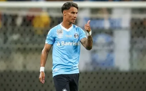 Foto: (Pedro H. Tesch/AGIF) - Ferreira não deve ser contratado pelo Fogão