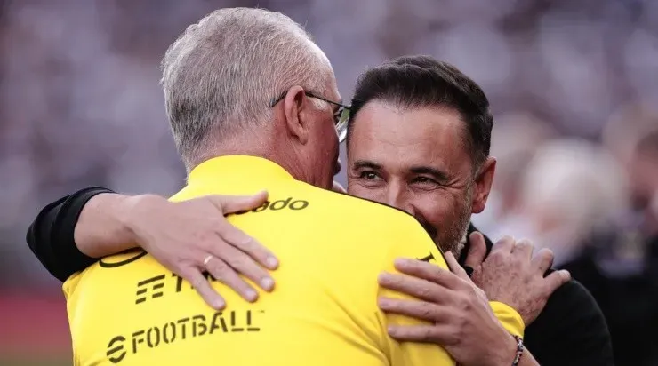 Foto: Ettore Chiereguini/AGIF - Dorival acabou sendo substituído por Vítor Pereira no Flamengo.