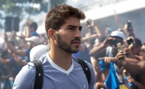 Santos está de olho em Lucas Silva - Foto: Pedro Vale/AGIF