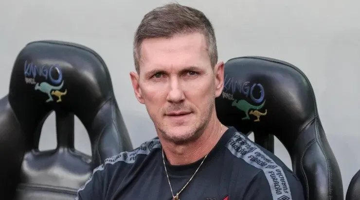 Felipão elogiou o trabalho de Paulo Turra. Foto:Robson Mafra/AGIF