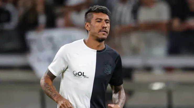 Paulinho sofreu mais uma lesão no Corinthians. Foto:Gilson Junio/AGIF
