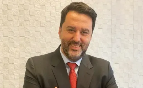 Foto: Divulgação – Renato Hagopian vem sendo importante nas conversas entre Santos e QSI