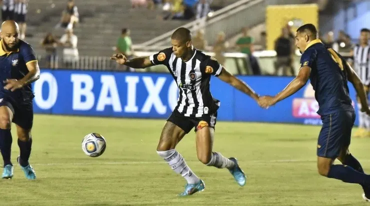 Foto: Airton Torres/AGIF - Miullen é aguarddado no Arruda