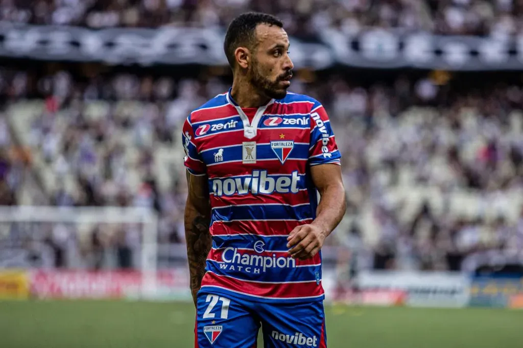 Moisés não joga mais pelo Fortaleza. Foto: Lucas Emanuel/AGIF